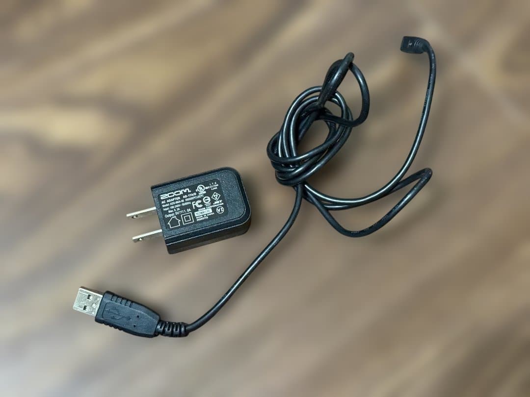 配信機器・PA機器・レコーディング機器 ZOOM R8