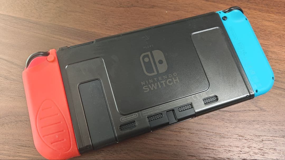 【美品】Nintendo Switch ネオンブルー/ネオンレッド　オマケ多数