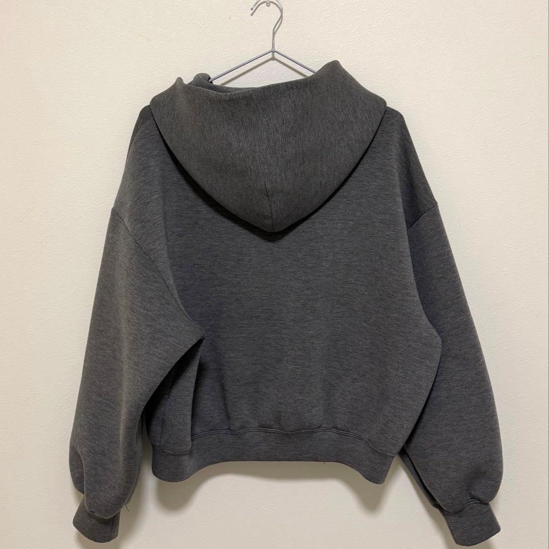 SNIDEL エンボスロゴフーディー GRAY