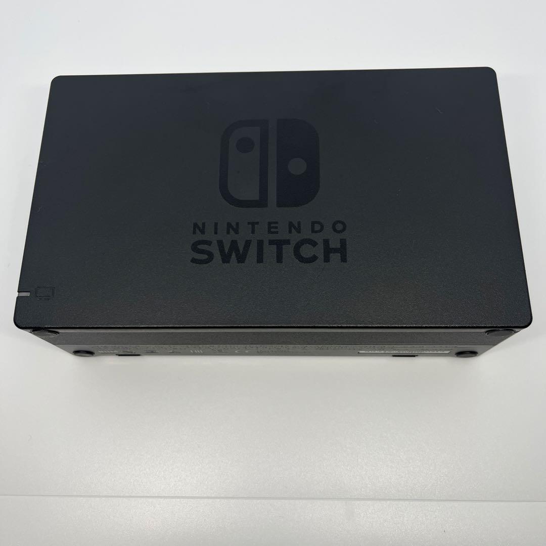 【美品】　Nintendo Switch本体美品(付属品全て込み)