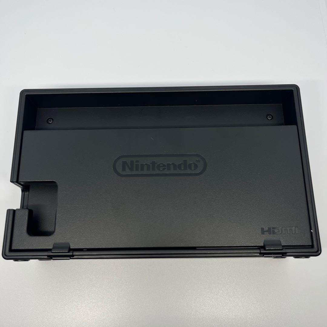 【美品】　Nintendo Switch本体美品(付属品全て込み)