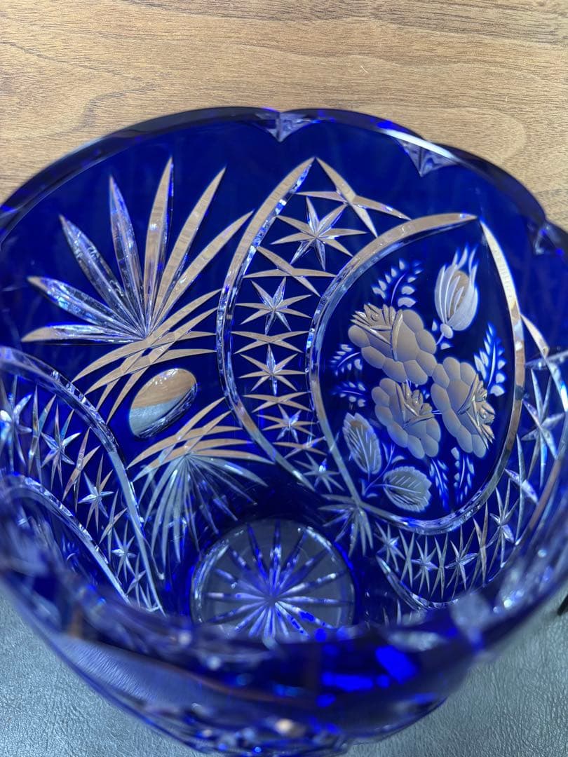 【美品】エルベクリスタル 花瓶 ブルー カットガラス 高さ25cm ドイツ製