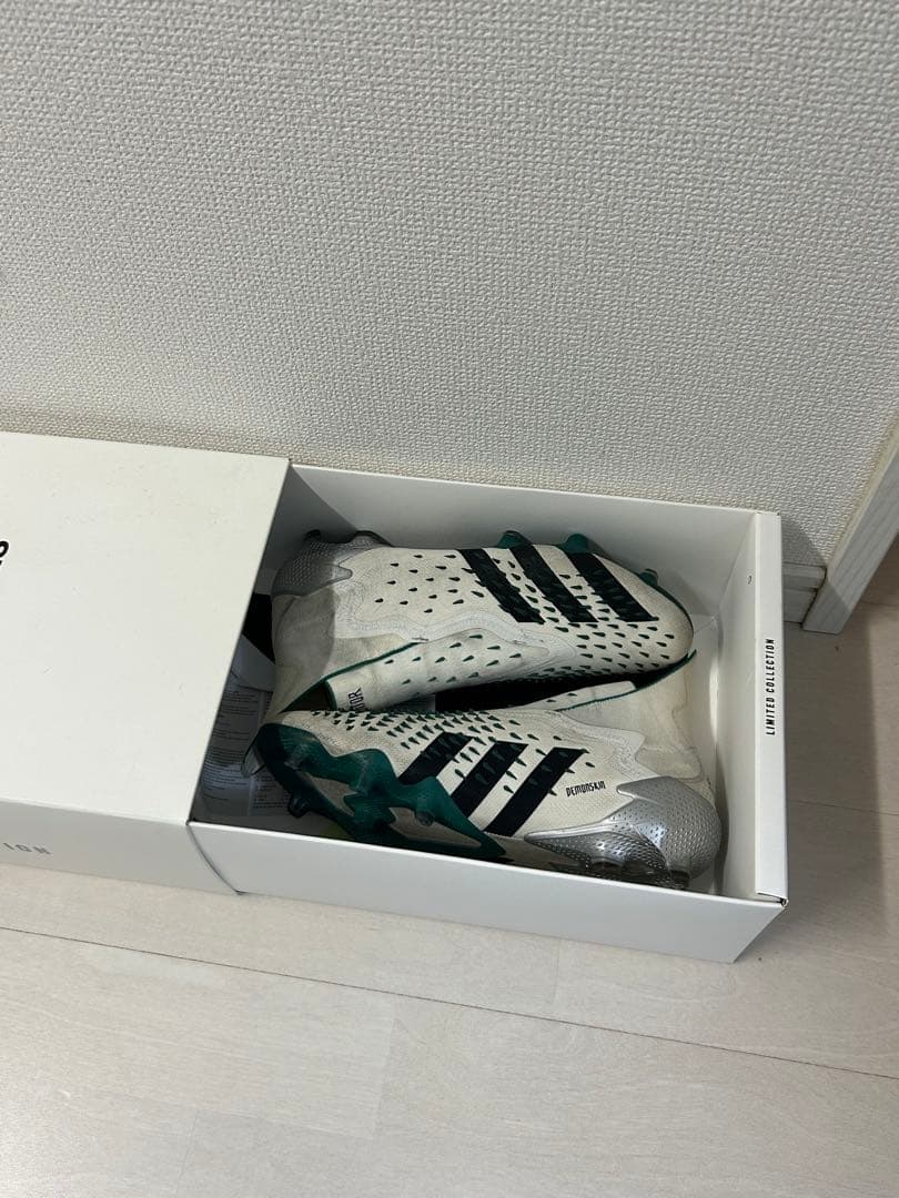adidas Predator 限定コレクション スパイクシューズ