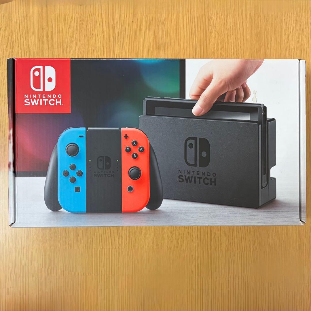 Nintendo Switch一式　ジョイコン&ケース付き