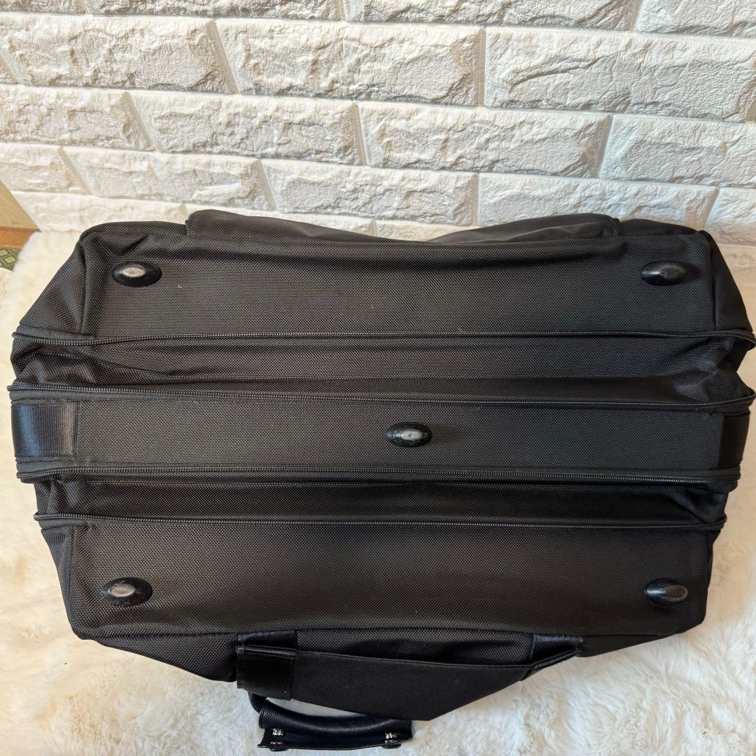 美品 TUMI トゥミ ALPHA2 トラベル・ボストンバッグ 22159D2