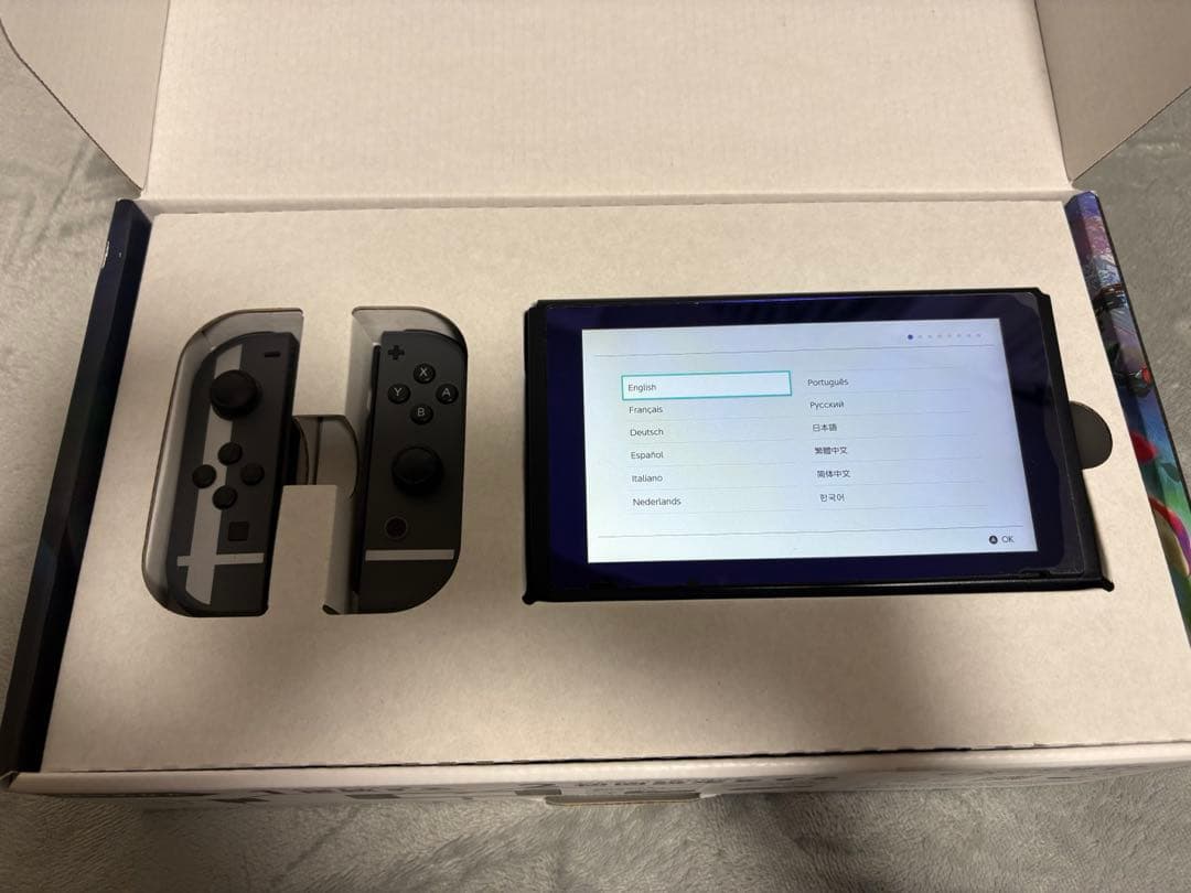 ニンテンドースイッチ本体セット　スマブラver