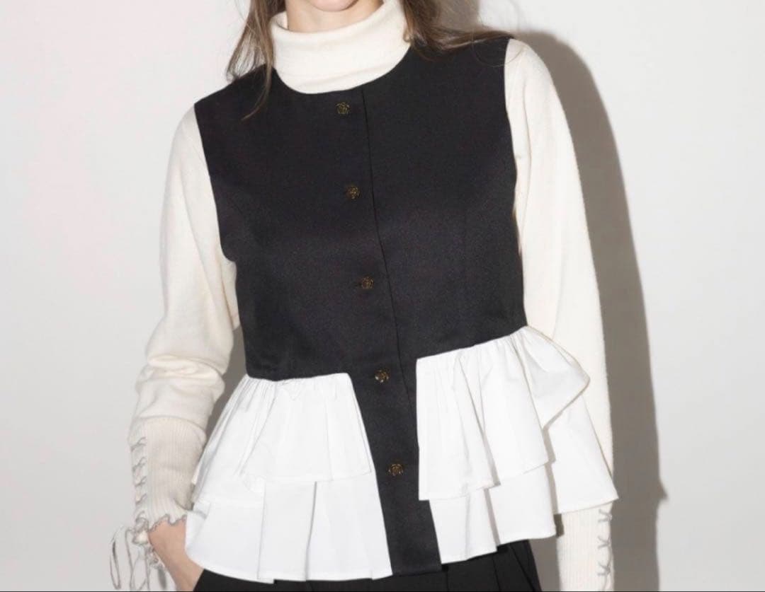 idem イデム　peplum lady vest