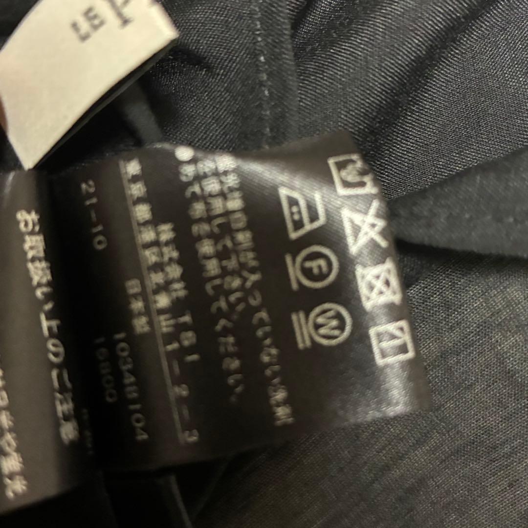 LE PHIL ルフィル　ハイネックシアーブラウス　ブラック