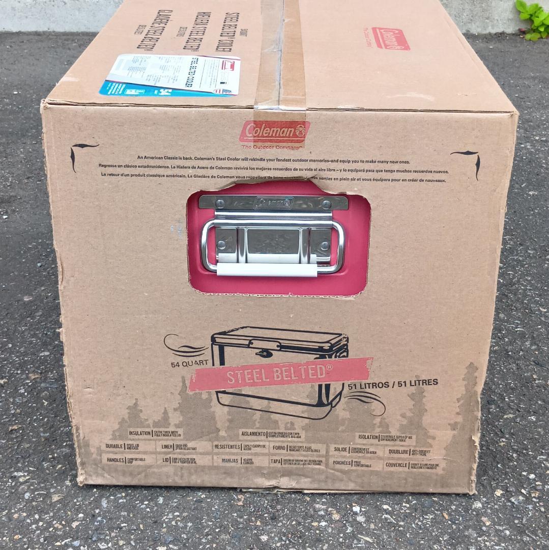まる公　Coleman スチールベルトクーラー ストロベリ－ピンク