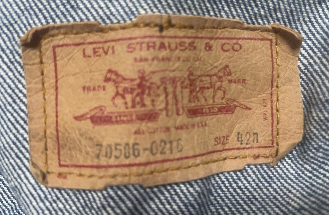 ②リーバイス　70506 0216 デニムジャケット　サイズ42 USA