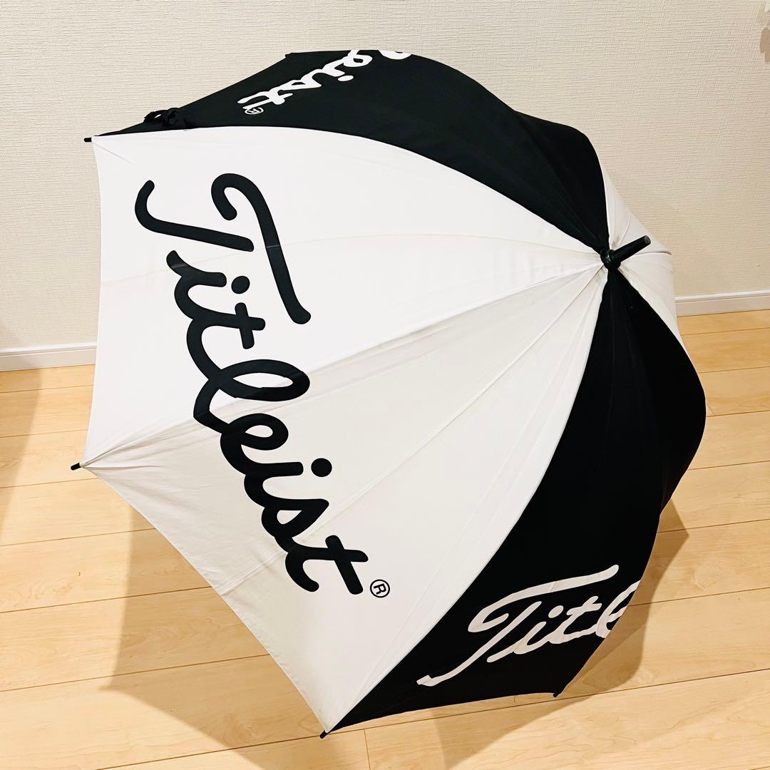 タイトリスト 傘 ゴルフ用 ブラック/ホワイト Titleistロゴ入り