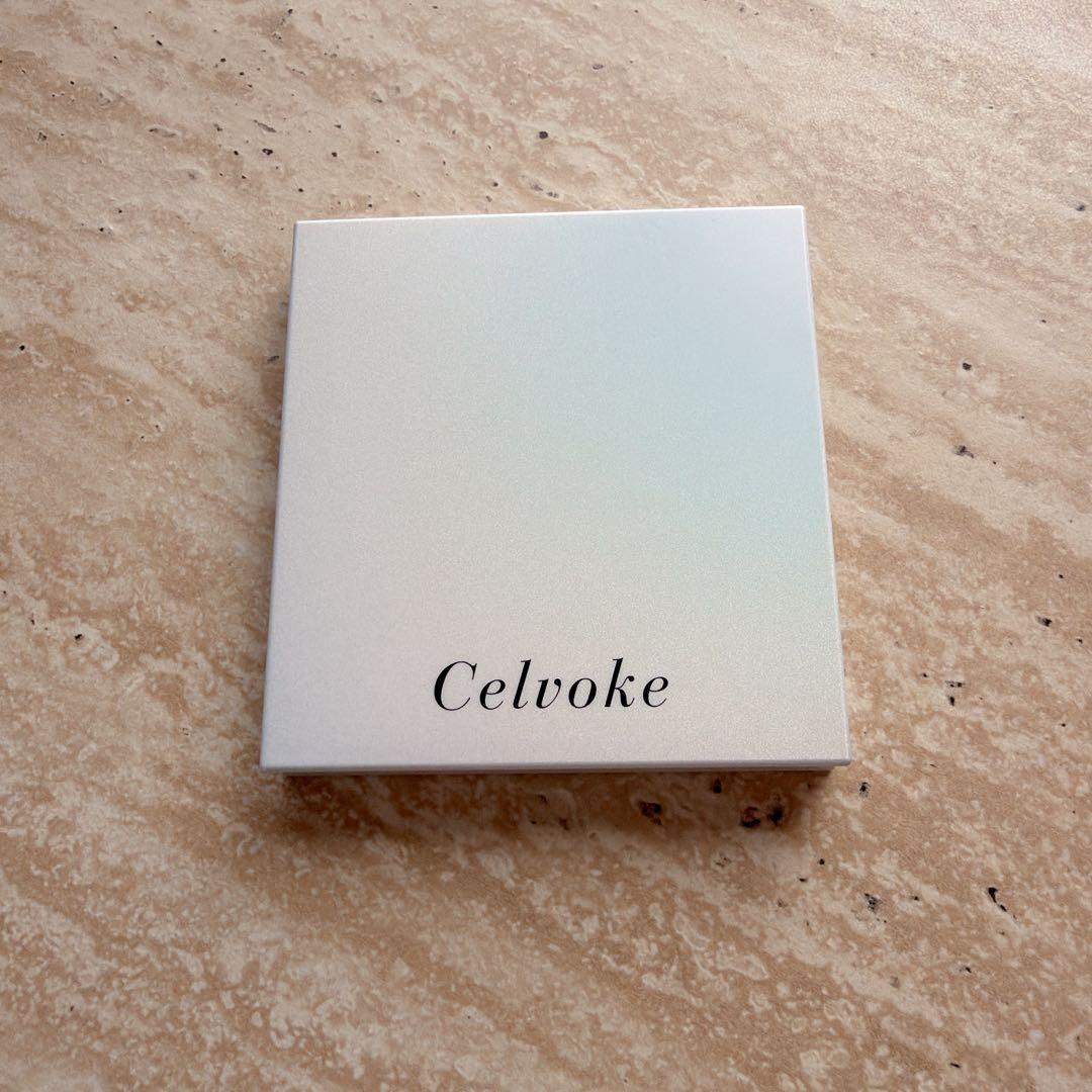 美品⭐︎Celvoke エクスプレッシヴ アイズ　EX04