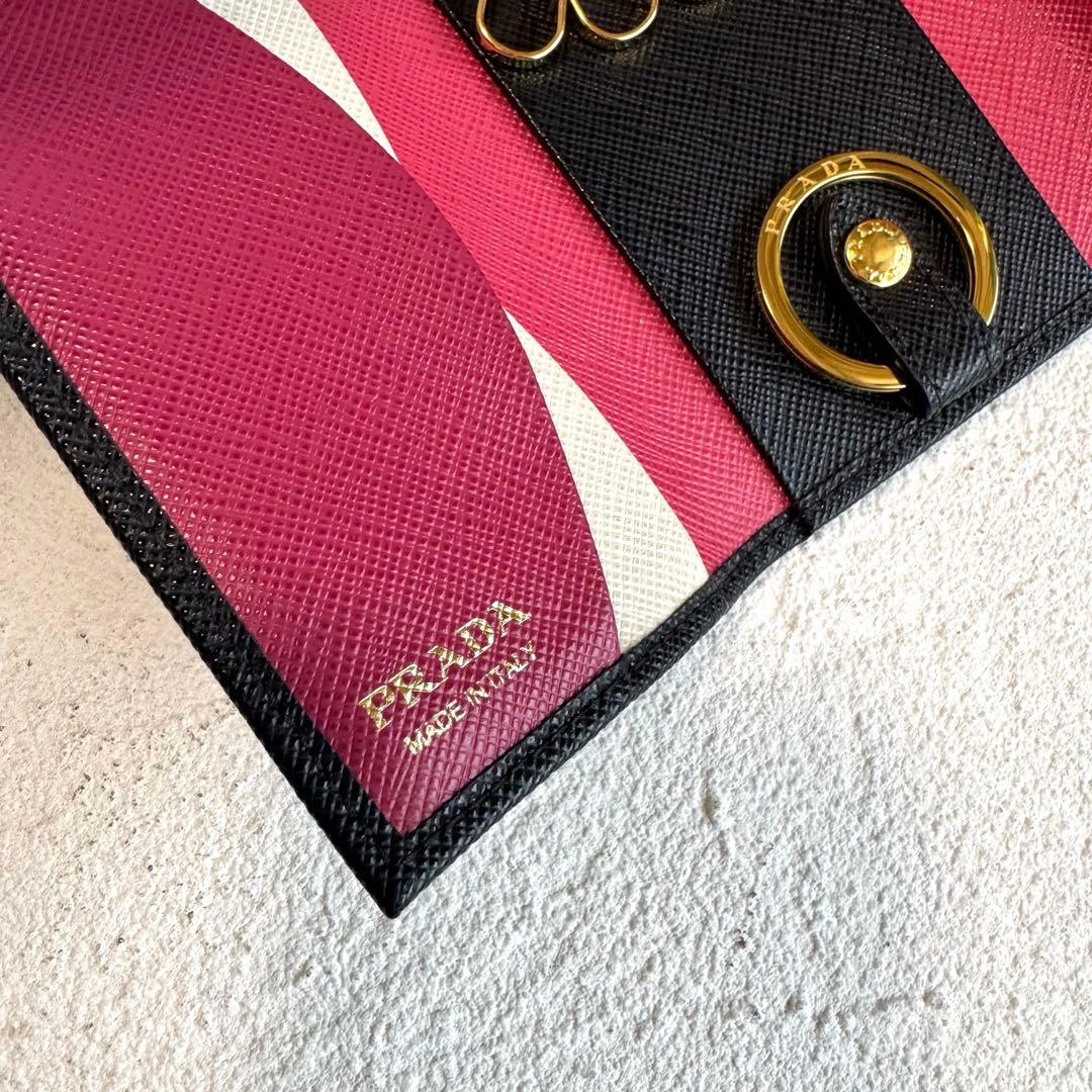 PRADA プラダ サフィアーノレザー キーケース マルチカラー ピンク