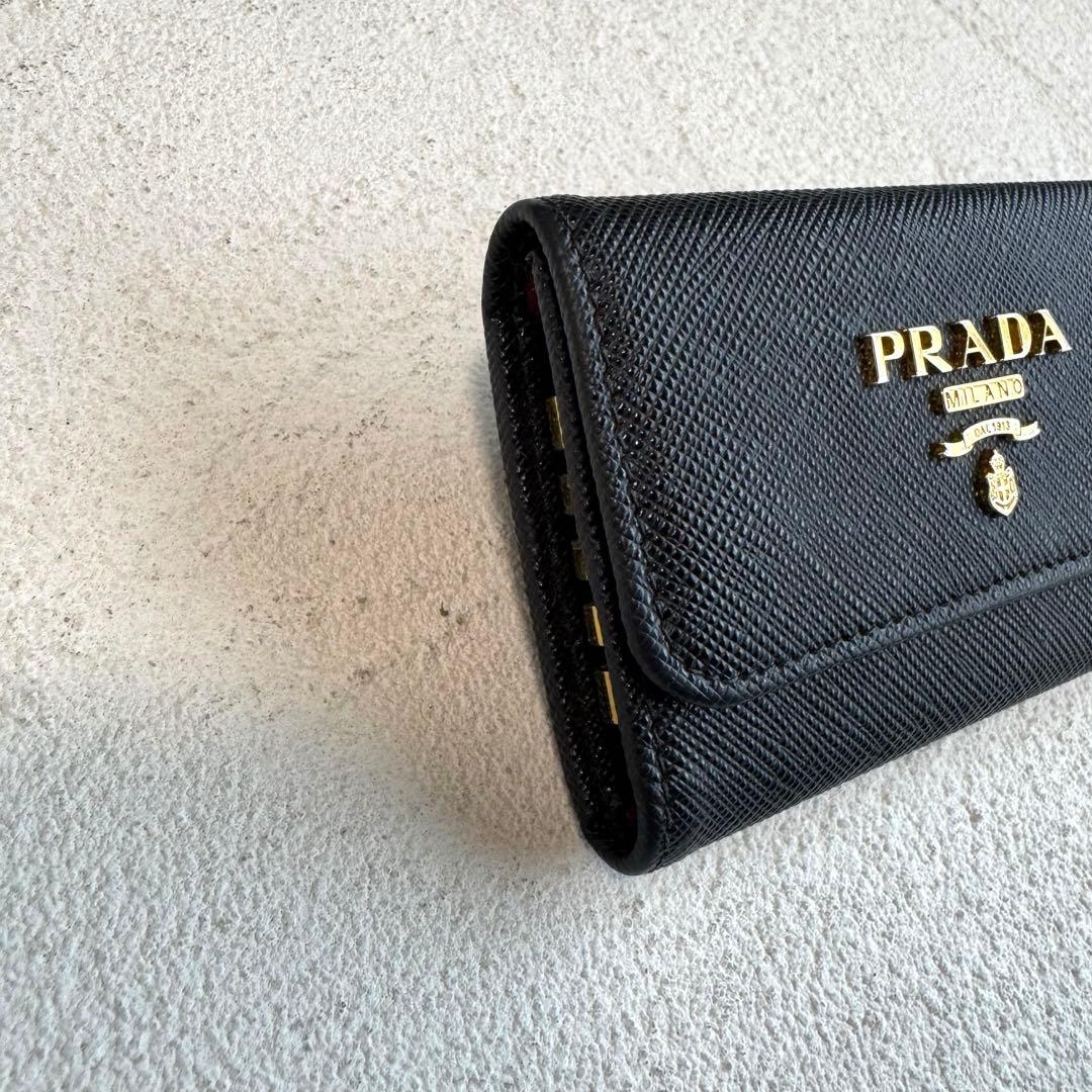PRADA プラダ サフィアーノレザー キーケース マルチカラー ピンク