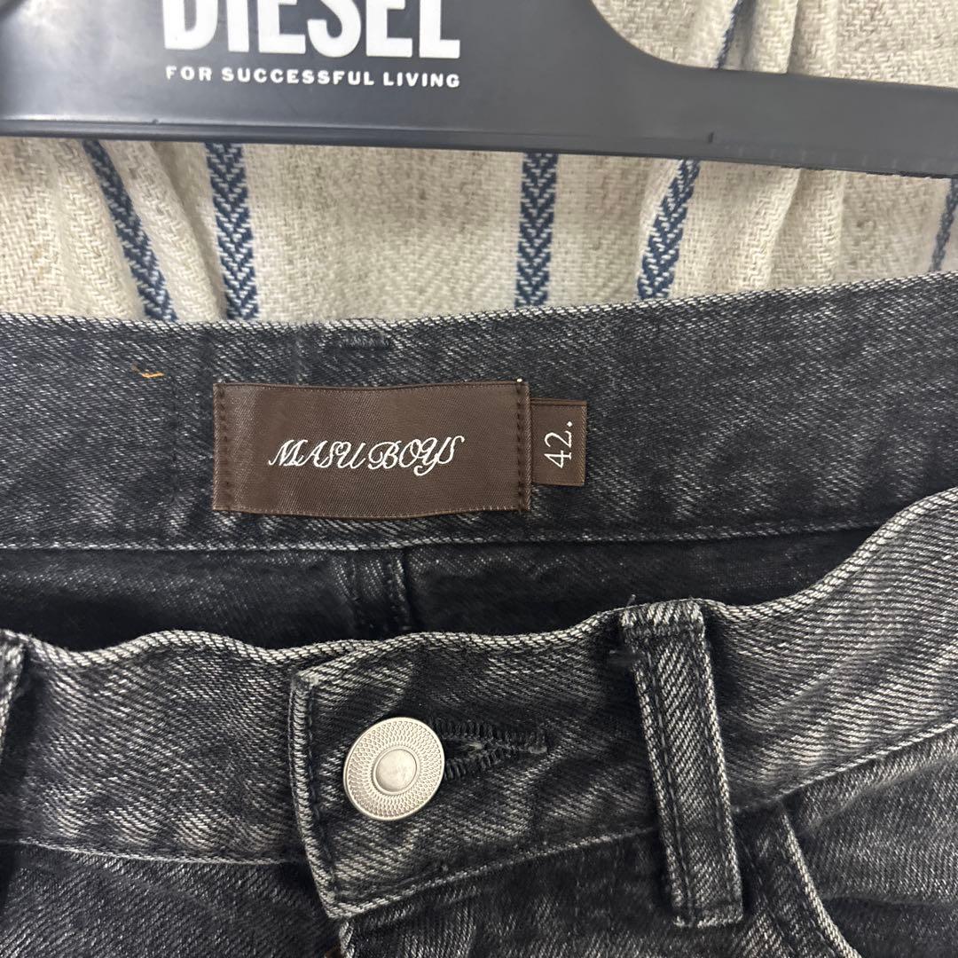 へむへむMASU BOYS emblem baggy jeans