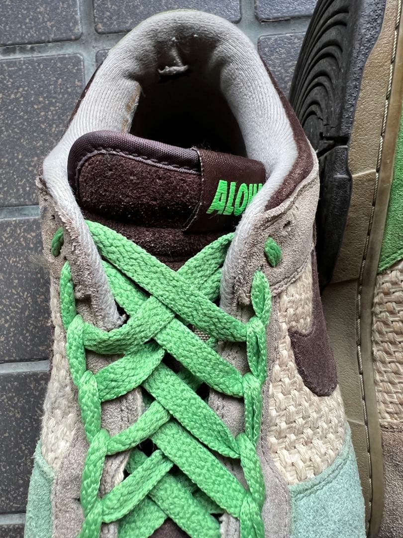 NIKE× KICKS HI コラボDUNK LOW HAWAII ALOHA