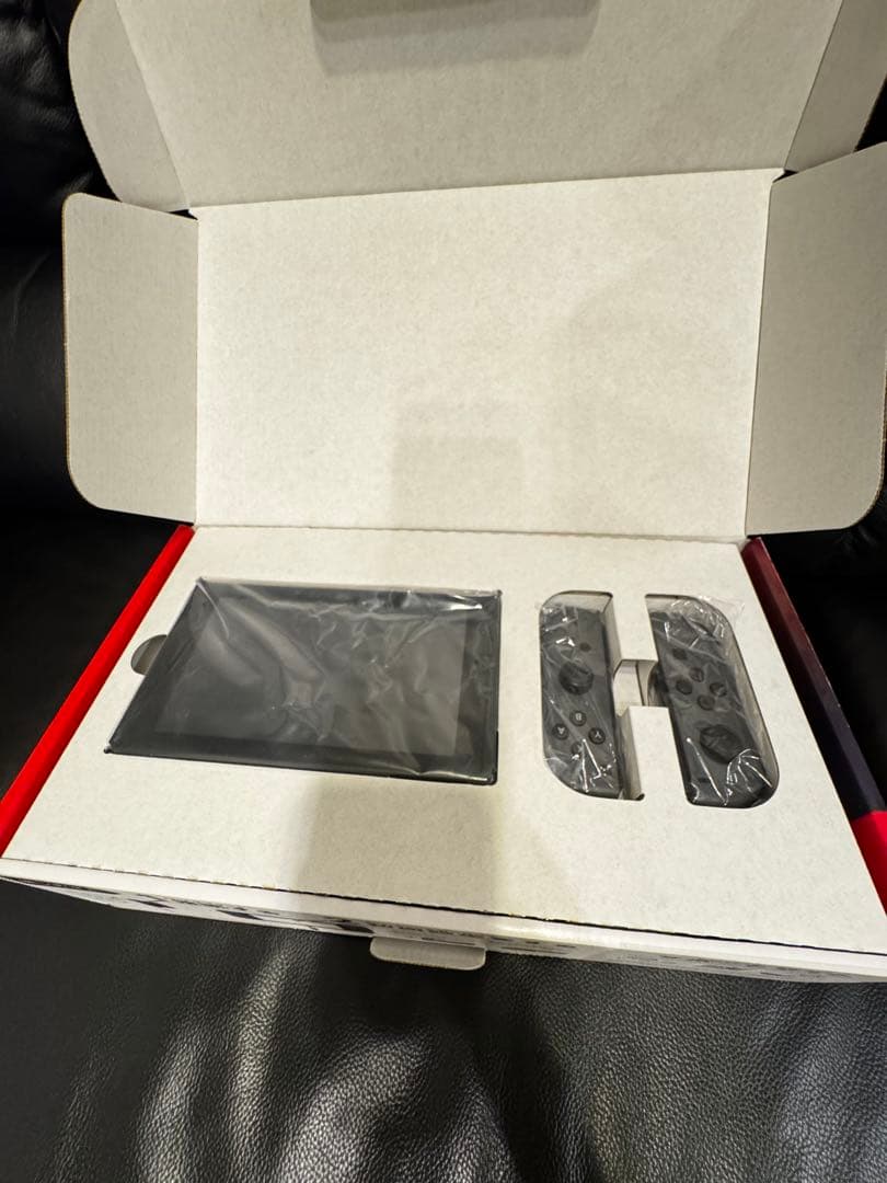 【ほぼ未使用】Nintendo Switch グレー 本体