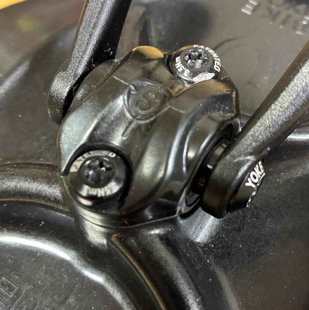 bikeyoke sagma サドル 142mm ブラック中古美品！