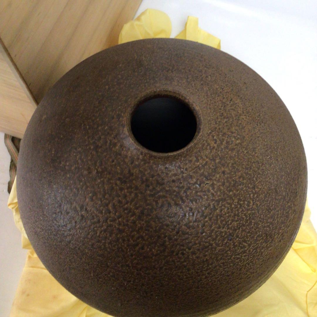 備前焼き　壺　印　刻印　大きい　高級　陶器の花瓶 ブラウン 球形 木箱付き