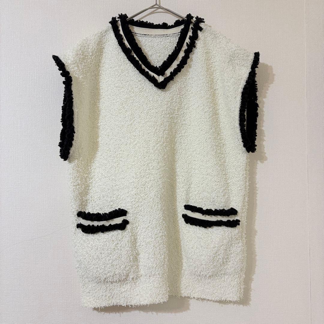 【定価3.6万】ADORE ツィーディーニットベスト　ツイード　白　Vネック