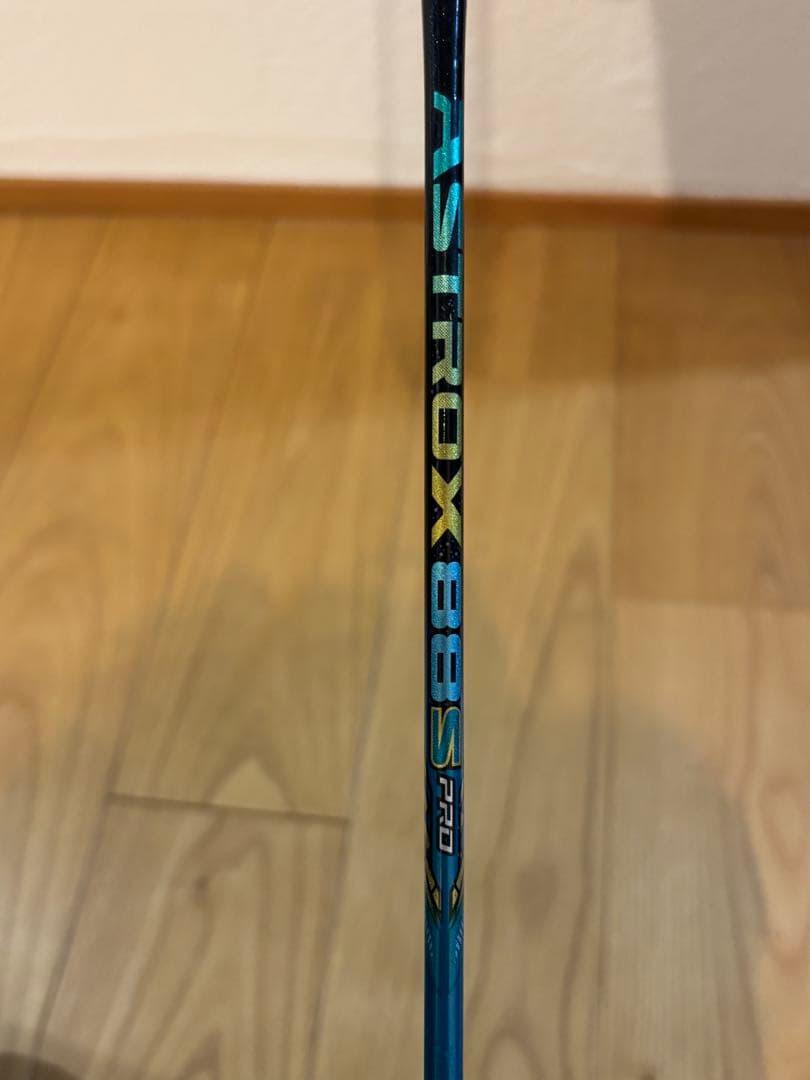 ASTROX 88S PRO 4UG5 バドミントンラケット
