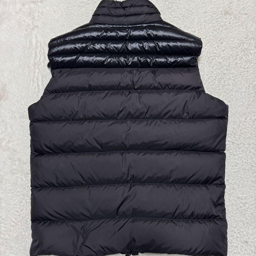美品！奇跡の5サイズ★ モンクレール　 DUPRES ダウンベスト　黒　切替