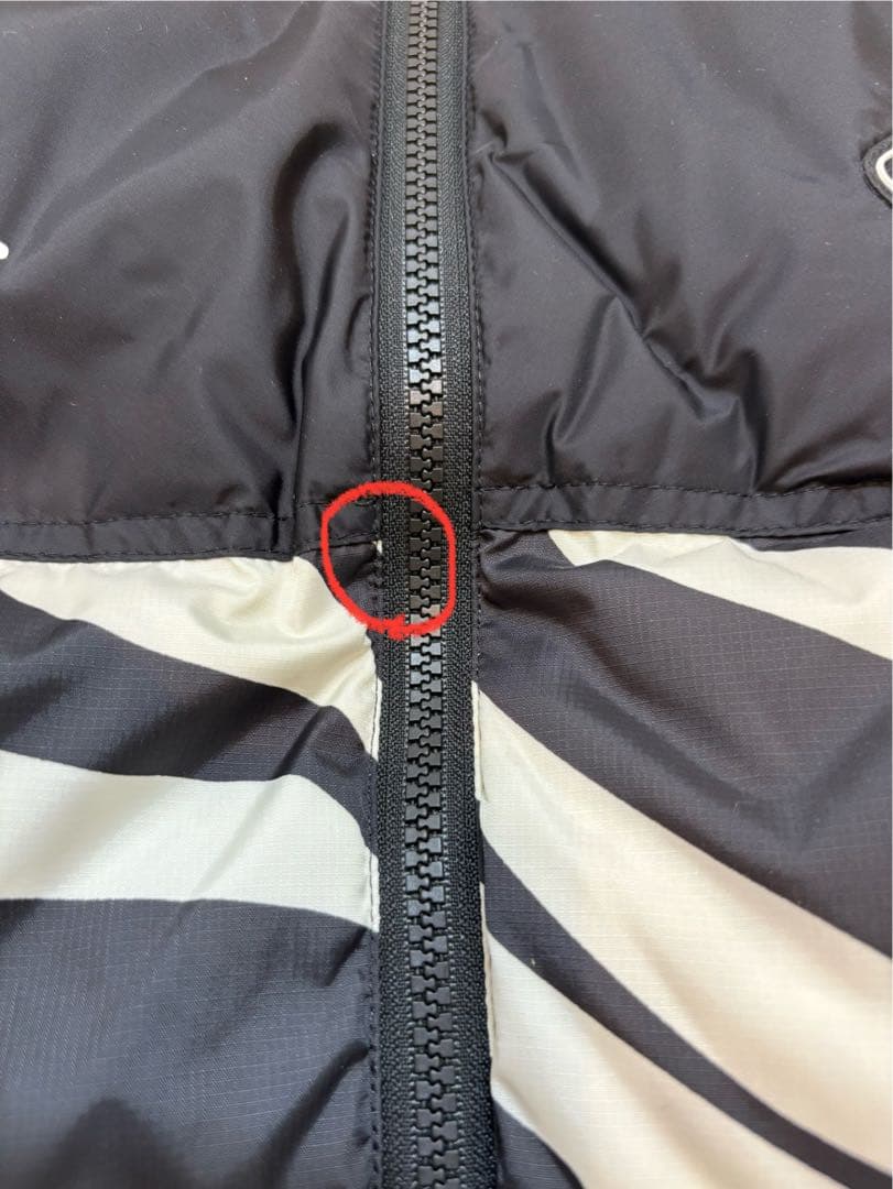 F.C. Real Bristol ゼブラ柄ダウンベスト