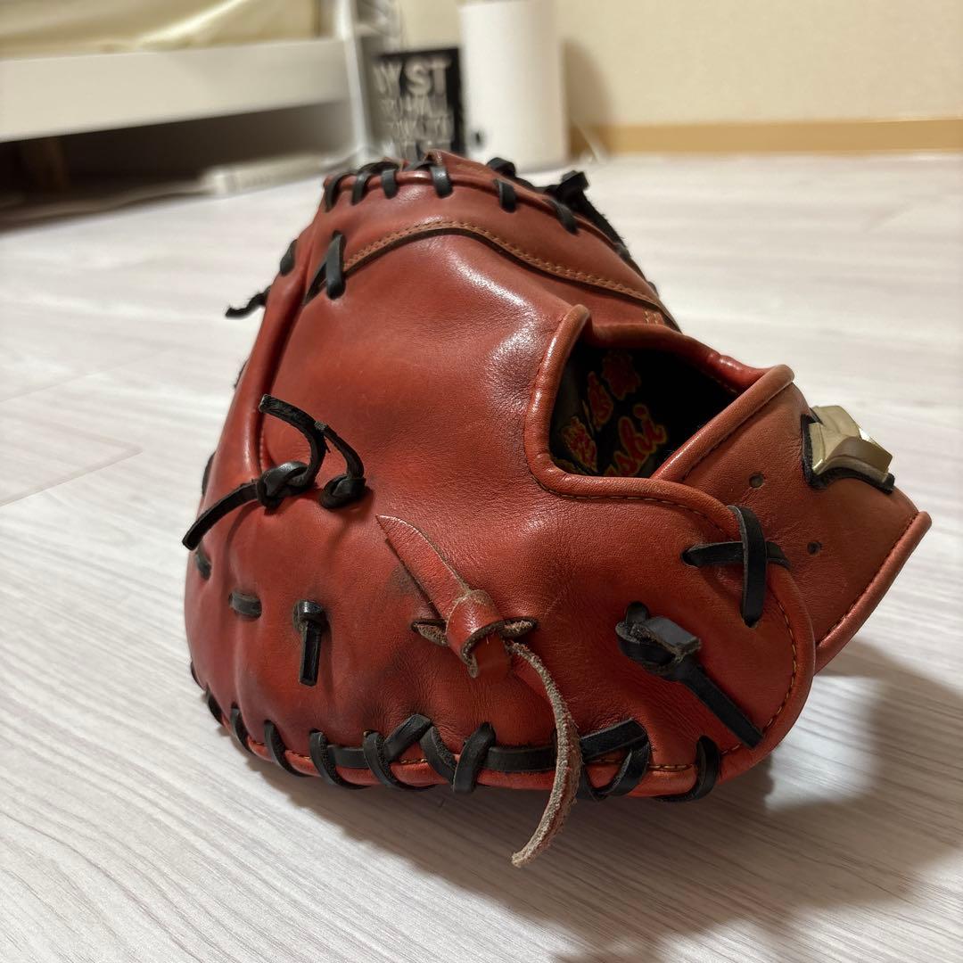 Mizuno 硬式グローブ レッド！