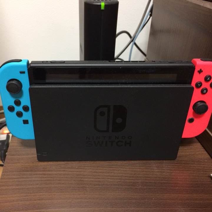 ニンテンドー switch本体、マリオオデッセイ、プロコンセット