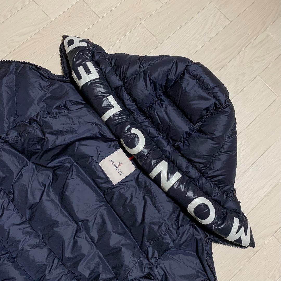 美品⭐️モンクレール　MONTREUIL モントレイユ　ネイビー　4D16