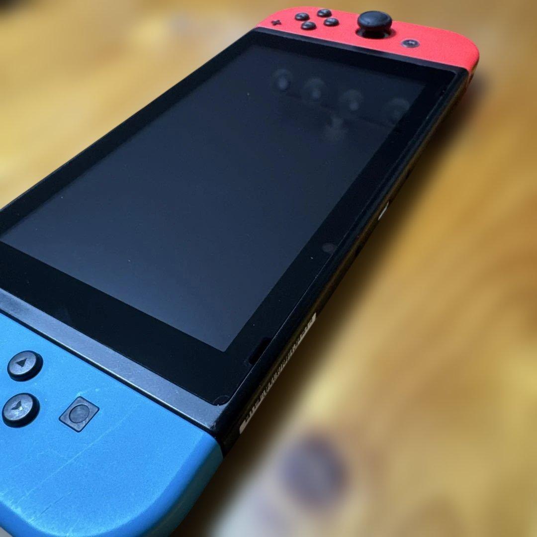 Switch 本体　箱あり、付属品完備、ソフト付