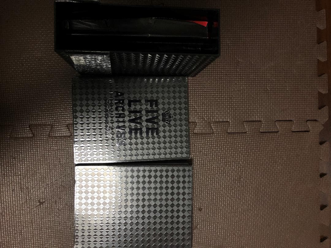 L’Arc〜en〜Ciel　FIVE LIVE ARCHIVES