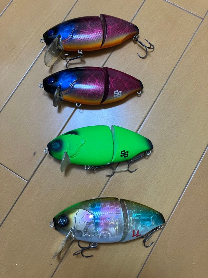 タイニークラッシュフィッシュオリカラ　他ルアーセット