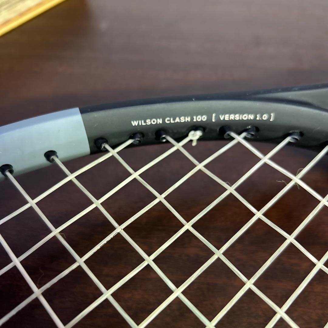 美品　ウィルソン　wilson CLASH100 v1.0 テニス 　ラケット