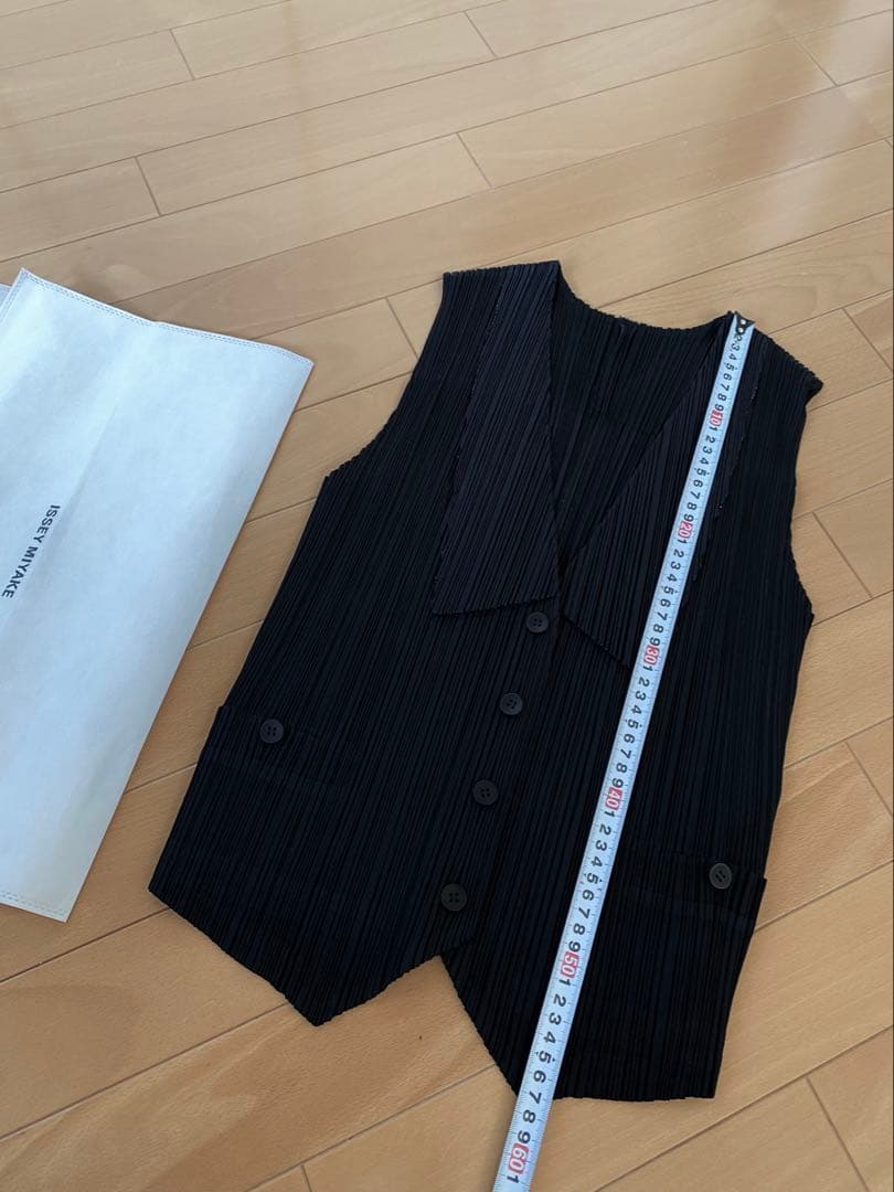 PLEATS PLEASE プリーツベスト ブラック