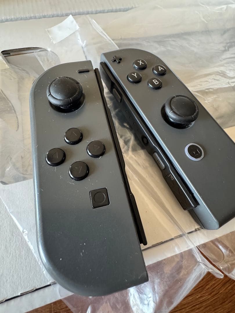 【動作確認済】【即配送可】Nintendo Switch 本体 + 付属品