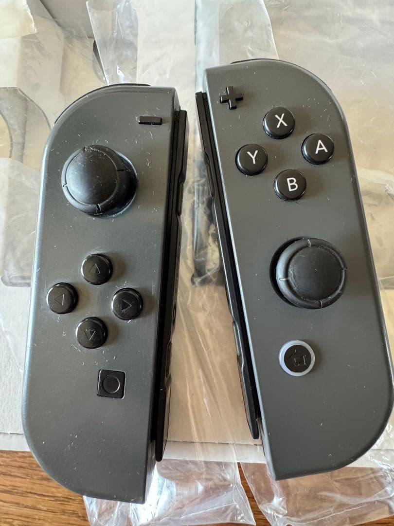 【動作確認済】【即配送可】Nintendo Switch 本体 + 付属品