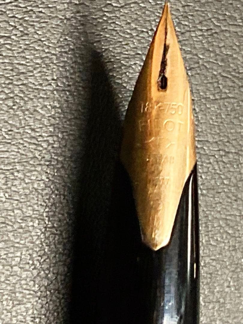 パイロット 万年筆 般若心経 蒔絵風 18K 750 赤CUSTOM M