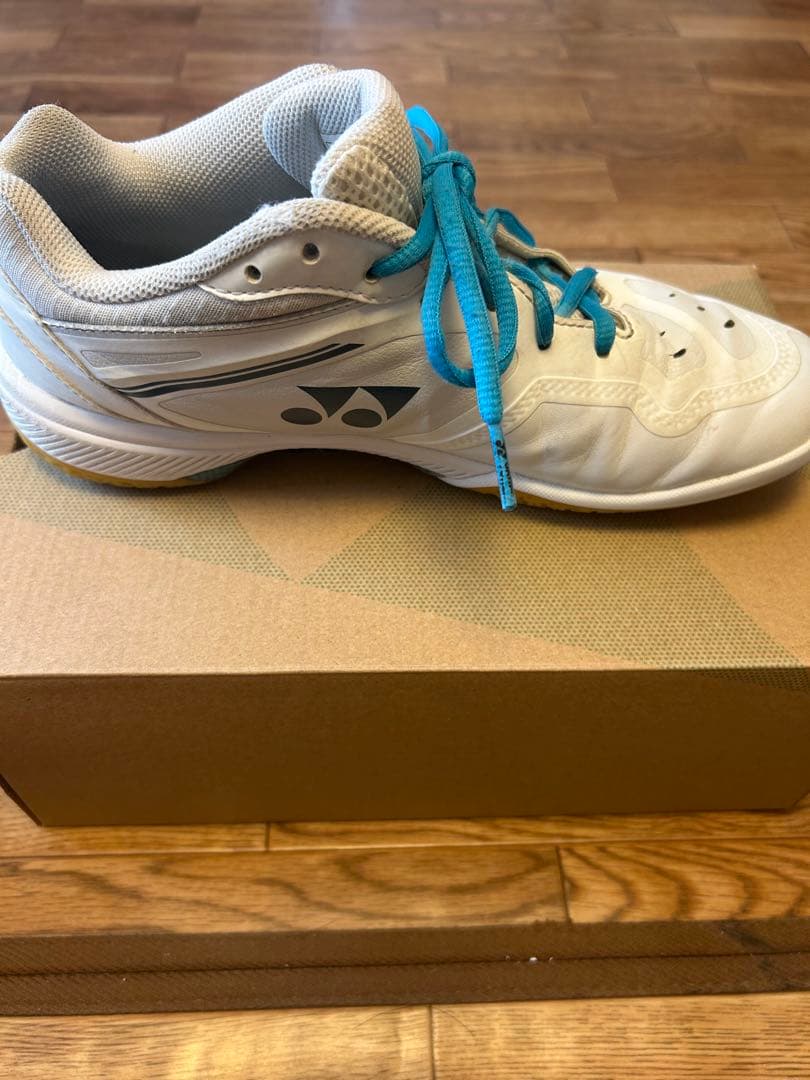 YONEX パワークッション65z スリム　25.5