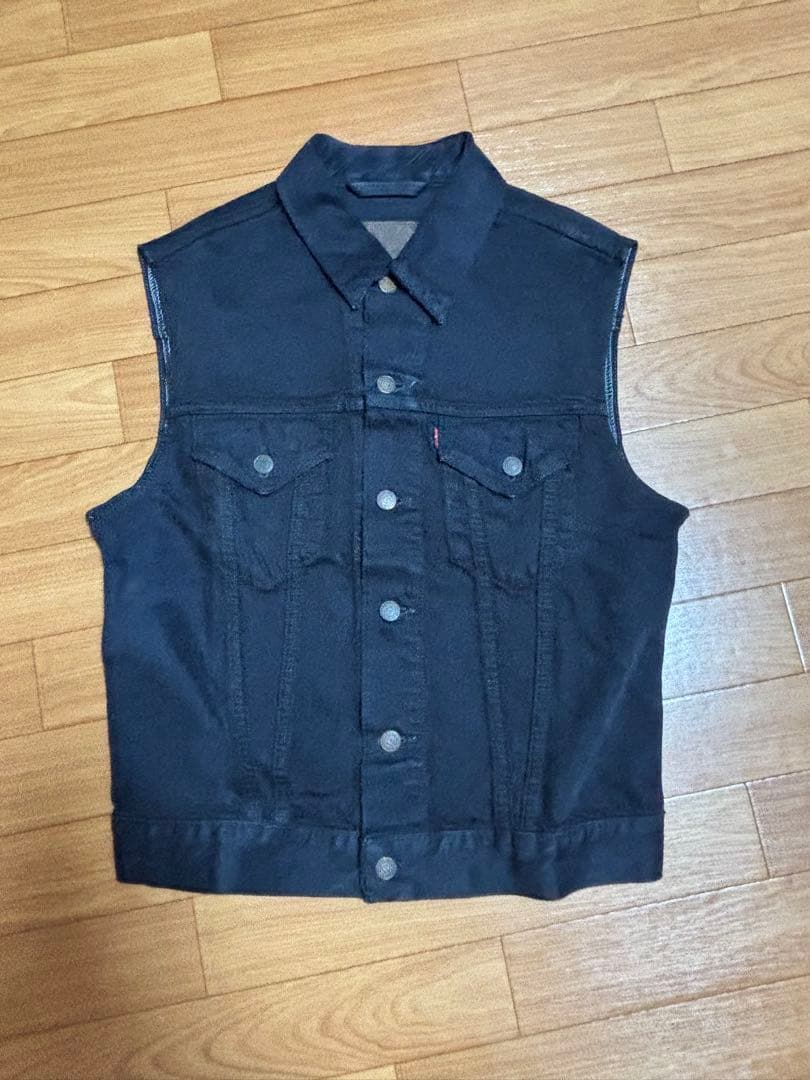 山田蓮着用 Levi's ブラック デニムベスト