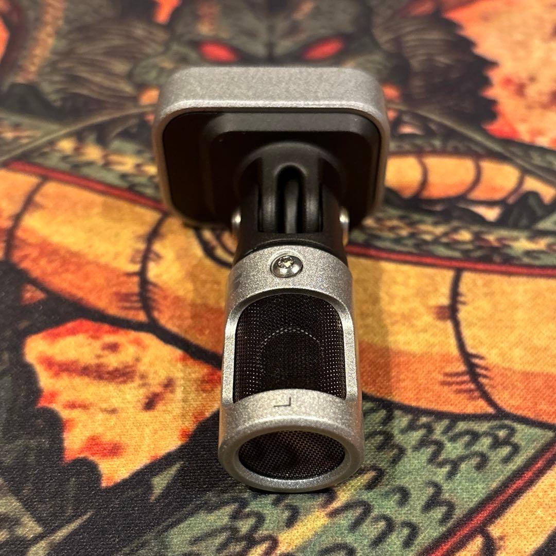 B*s様 SHURE コンデンサーマイクMV88 キャリングケース付き