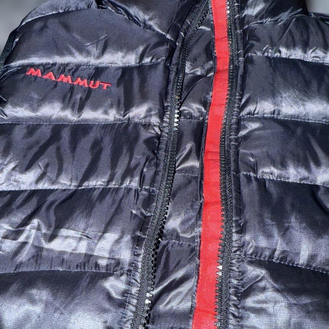 マムート　MAMMUT ブラック ダウンベスト 750+