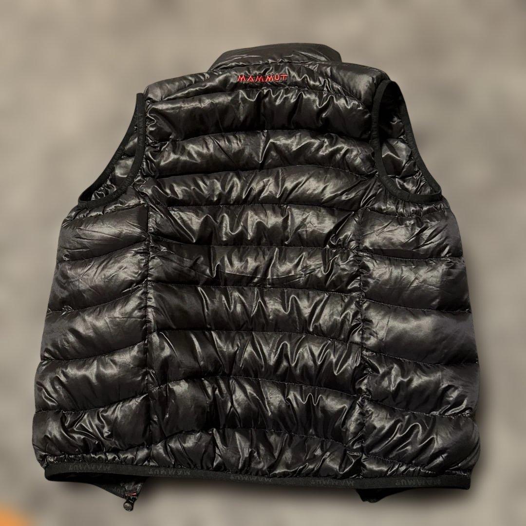 マムート　MAMMUT ブラック ダウンベスト 750+