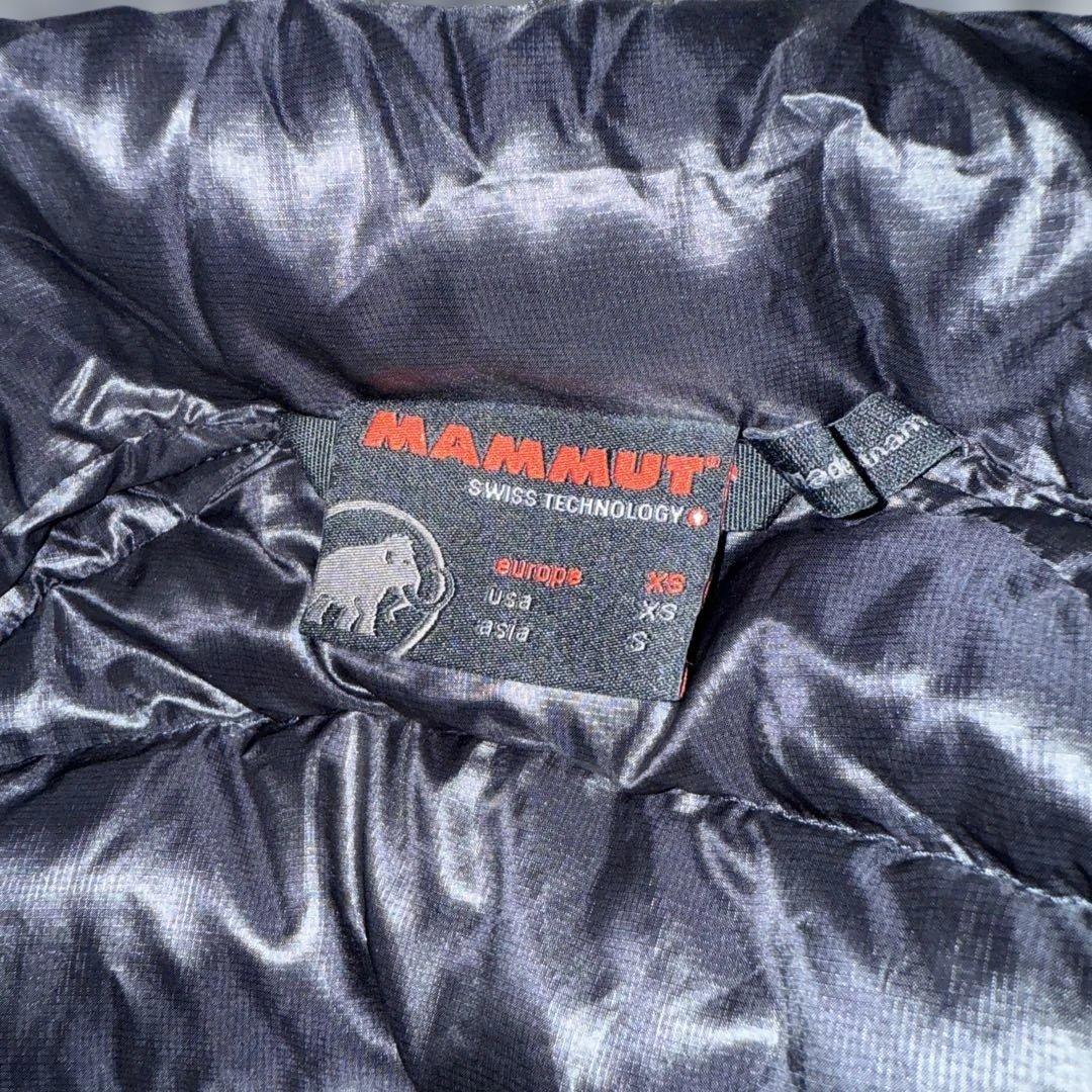 マムート　MAMMUT ブラック ダウンベスト 750+