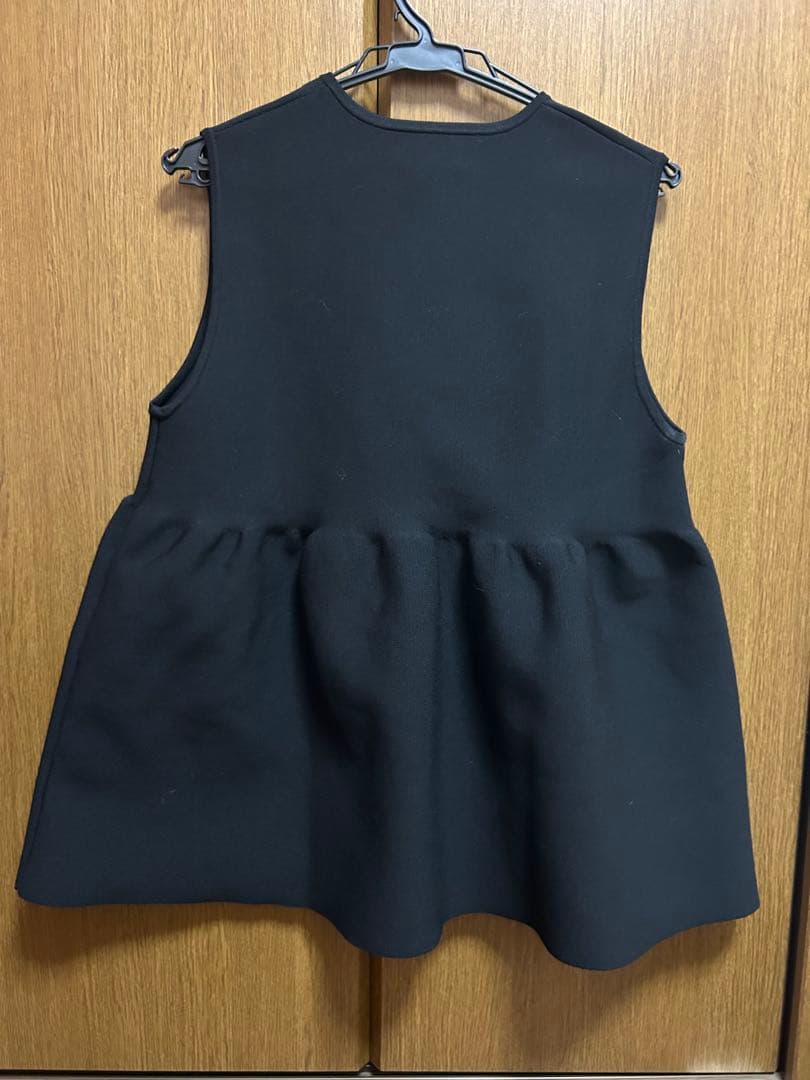UNITED ARROWS Pイレギュラーフリルベスト