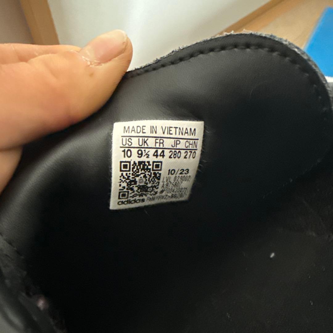 adidas SAMBAブラックスニーカー