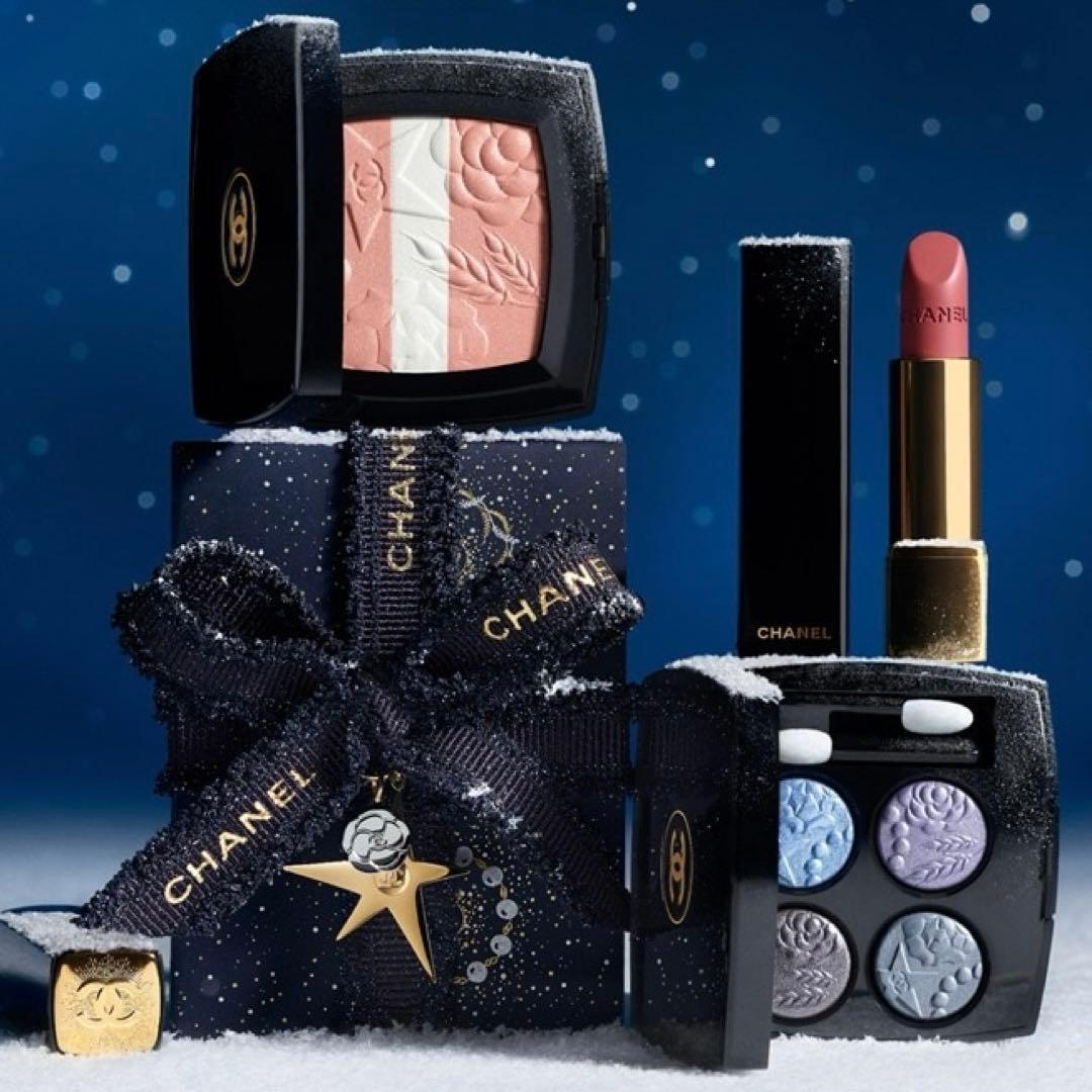 シャネルのチャーム付 特別限定品　CHANEL レ キャトルオンブル 397