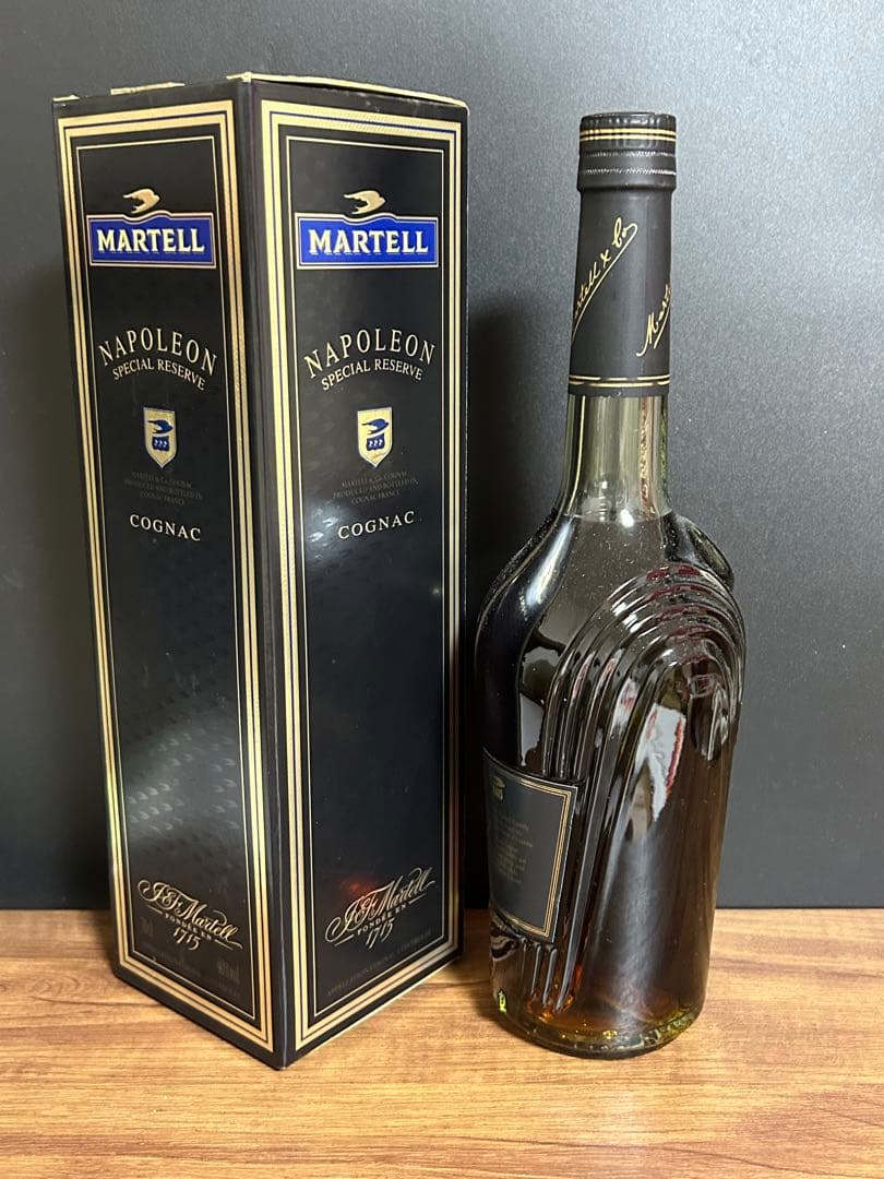 未開栓⭐︎MARTELL マーテル ナポレオン コニャック 700ml 40％