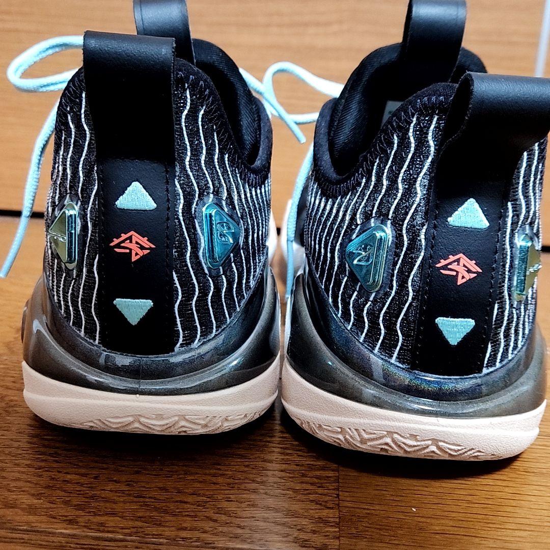 シューズ(男性用) ANTA Shock Wave 5 Pro