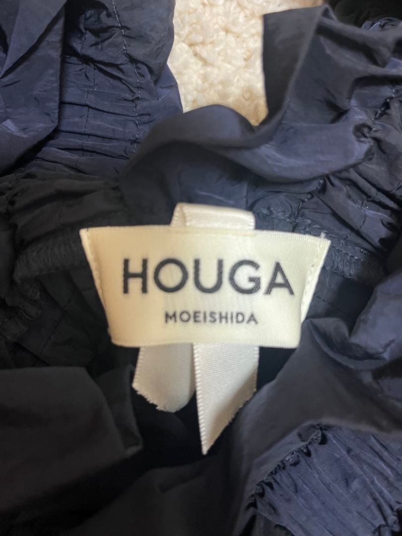HOUGA フリル　ネイビー　ベスト